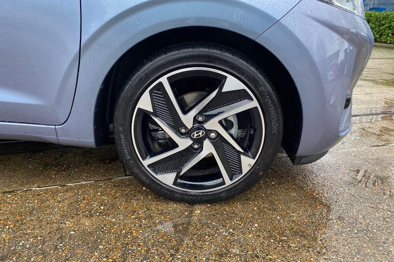 Used Hyundai i10 2024 for sale - 77138199: Photo 9