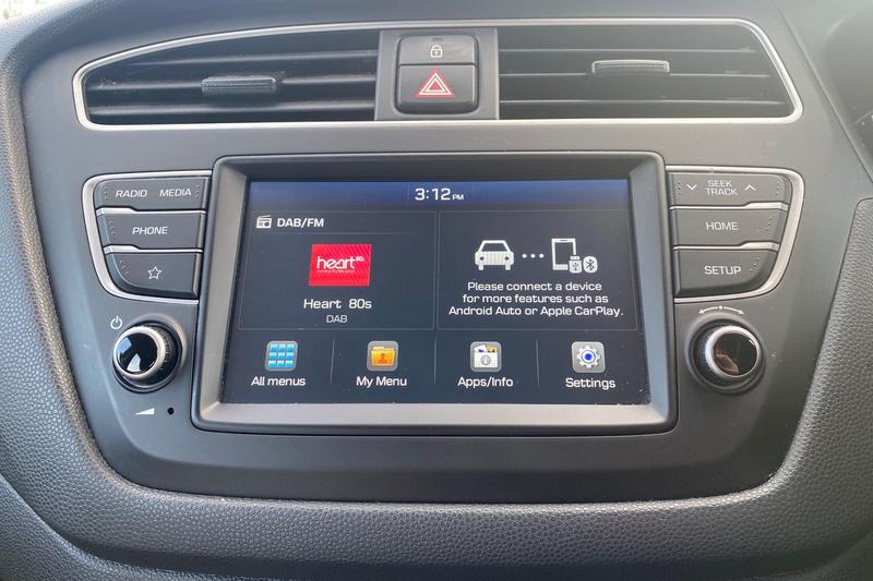 Used Hyundai i20 2019 for sale - 77306955: Photo 18