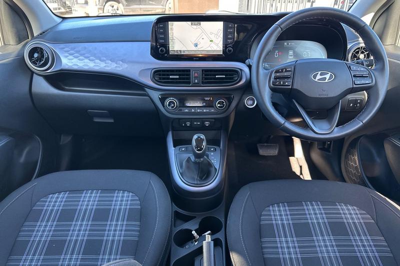 Used Hyundai i10 2024 for sale - 76190495: Photo 31
