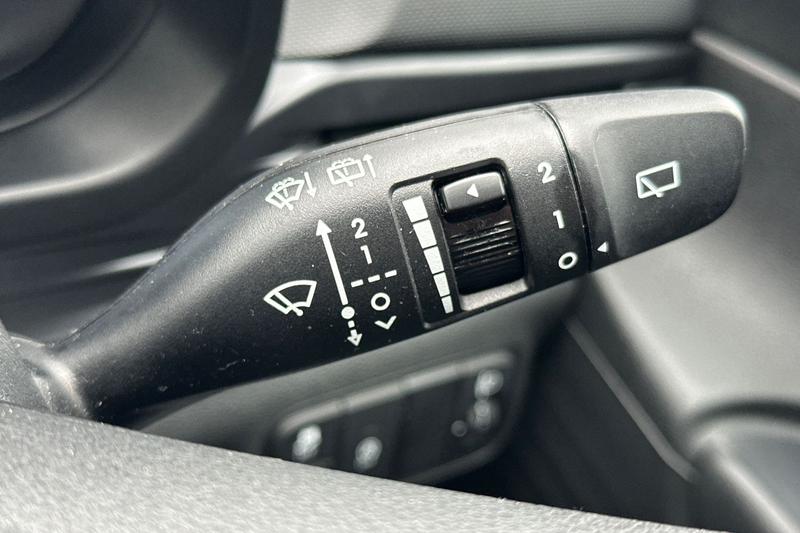 Used Hyundai i20 2025 for sale - 77450436: Photo 35