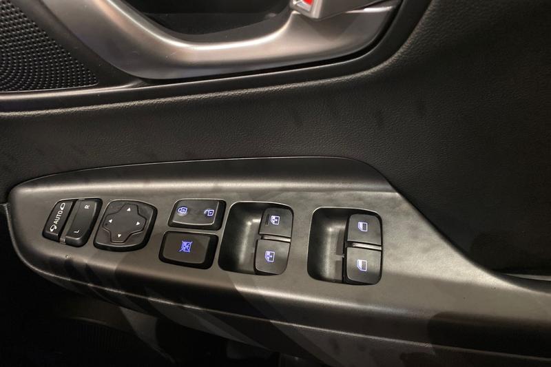 Used Hyundai KONA 2023 for sale - 76998853: Photo 16