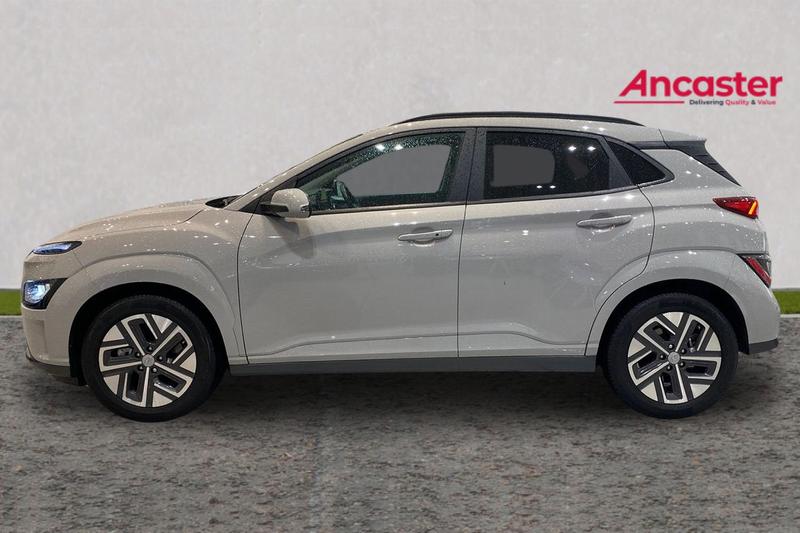 Used Hyundai KONA 2023 for sale - 76998853: Photo 6