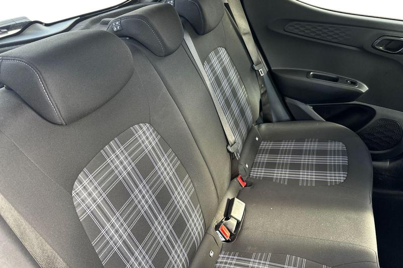 Used Hyundai i10 2024 for sale - 76172707: Photo 23