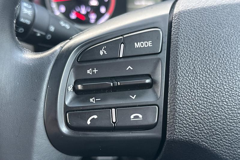 Used Hyundai i10 2020 for sale - 76908772: Photo 21