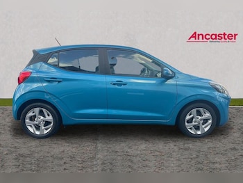Used Hyundai i10 2020 for sale - 76908772: Photo
