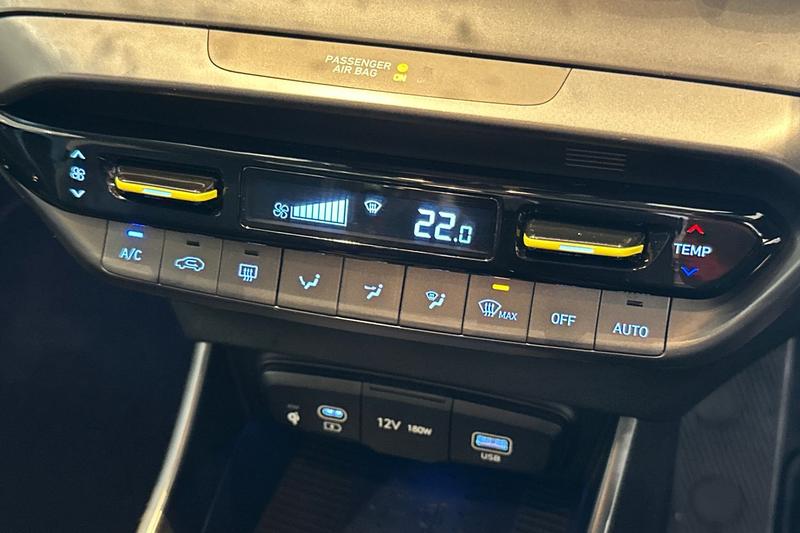 Used Hyundai i20 2024 for sale - 77025901: Photo 15