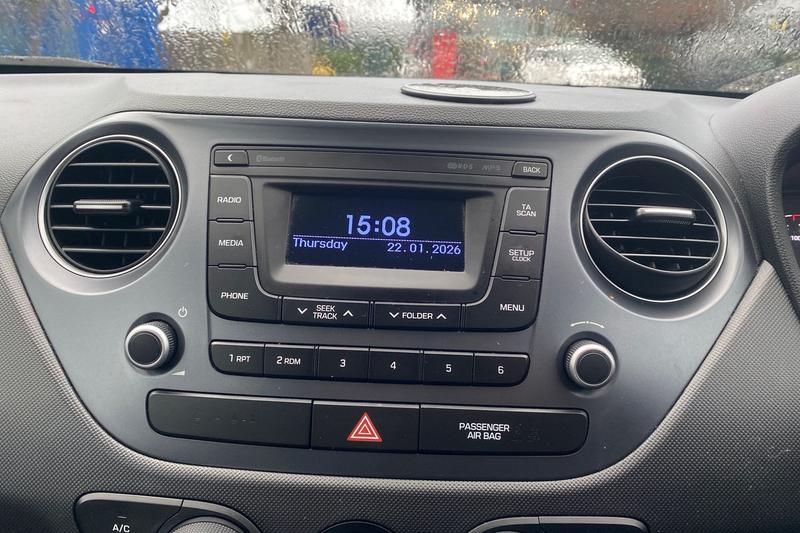 Used Hyundai i10 2018 for sale - 77570657: Photo 17