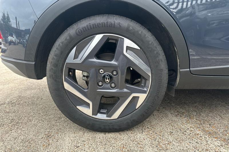 Used Hyundai BAYON 2024 for sale - 76302710: Photo 9