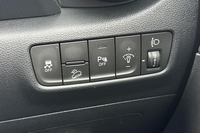 Used Hyundai KONA 2021 for sale - 76332556: Photo 33