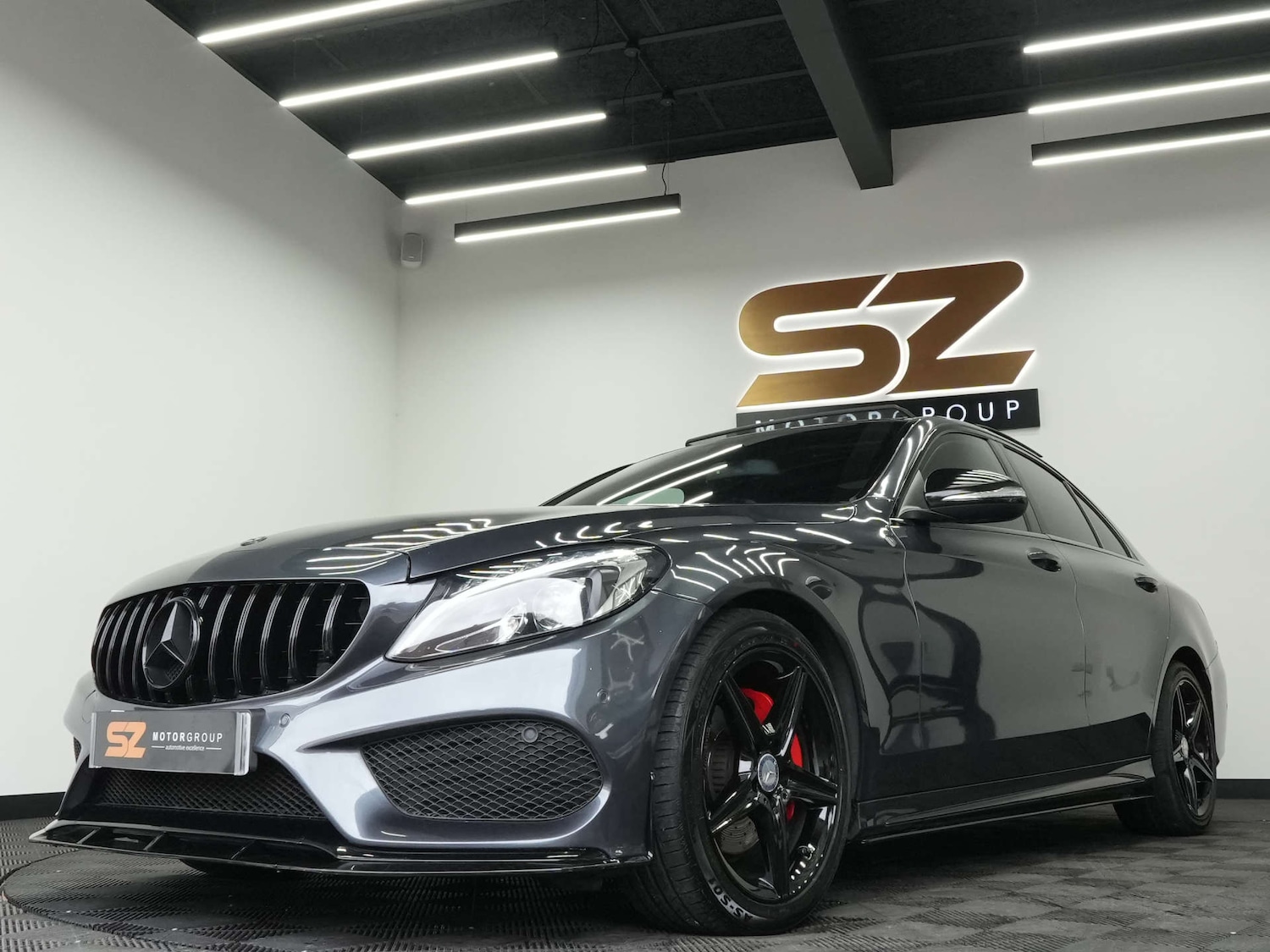 Used Mercedes-Benz C Class 2015 for sale - 77745616: Photo 4