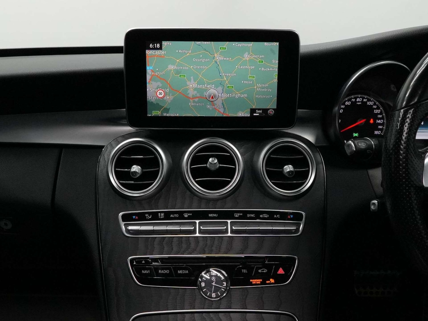 Used Mercedes-Benz C Class 2015 for sale - 77745616: Photo 44