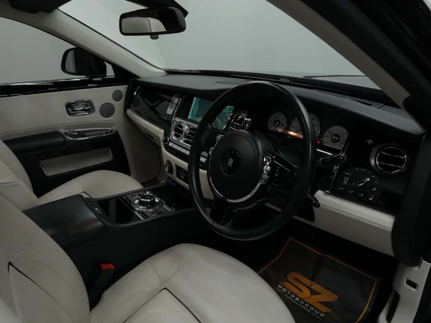 Used Rolls-Royce Ghost 2014 for sale - 76375097: Photo 27
