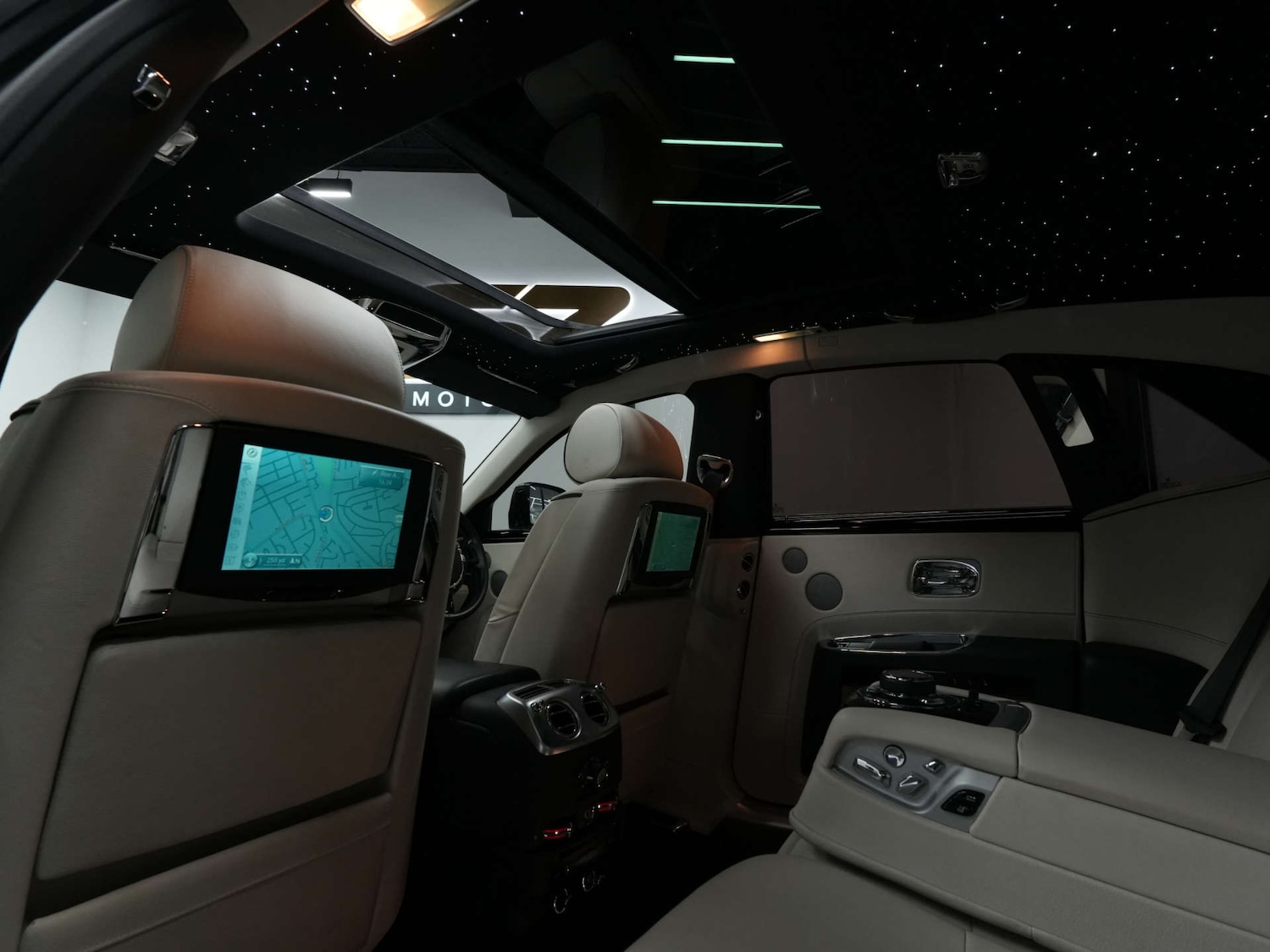 Used Rolls-Royce Ghost 2014 for sale - 76375097: Photo 3