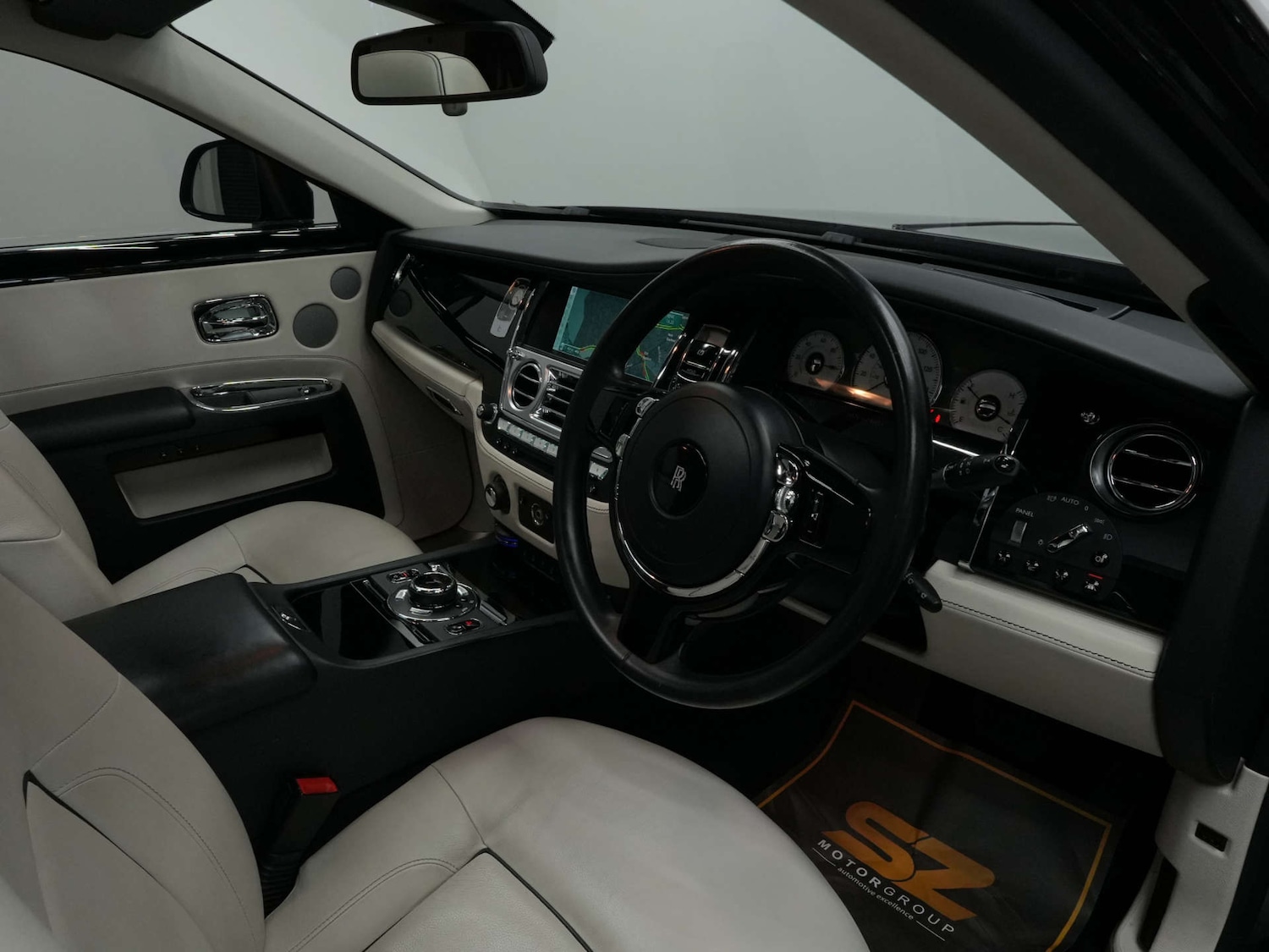 Used Rolls-Royce Ghost 2014 for sale - 76375097: Photo 4