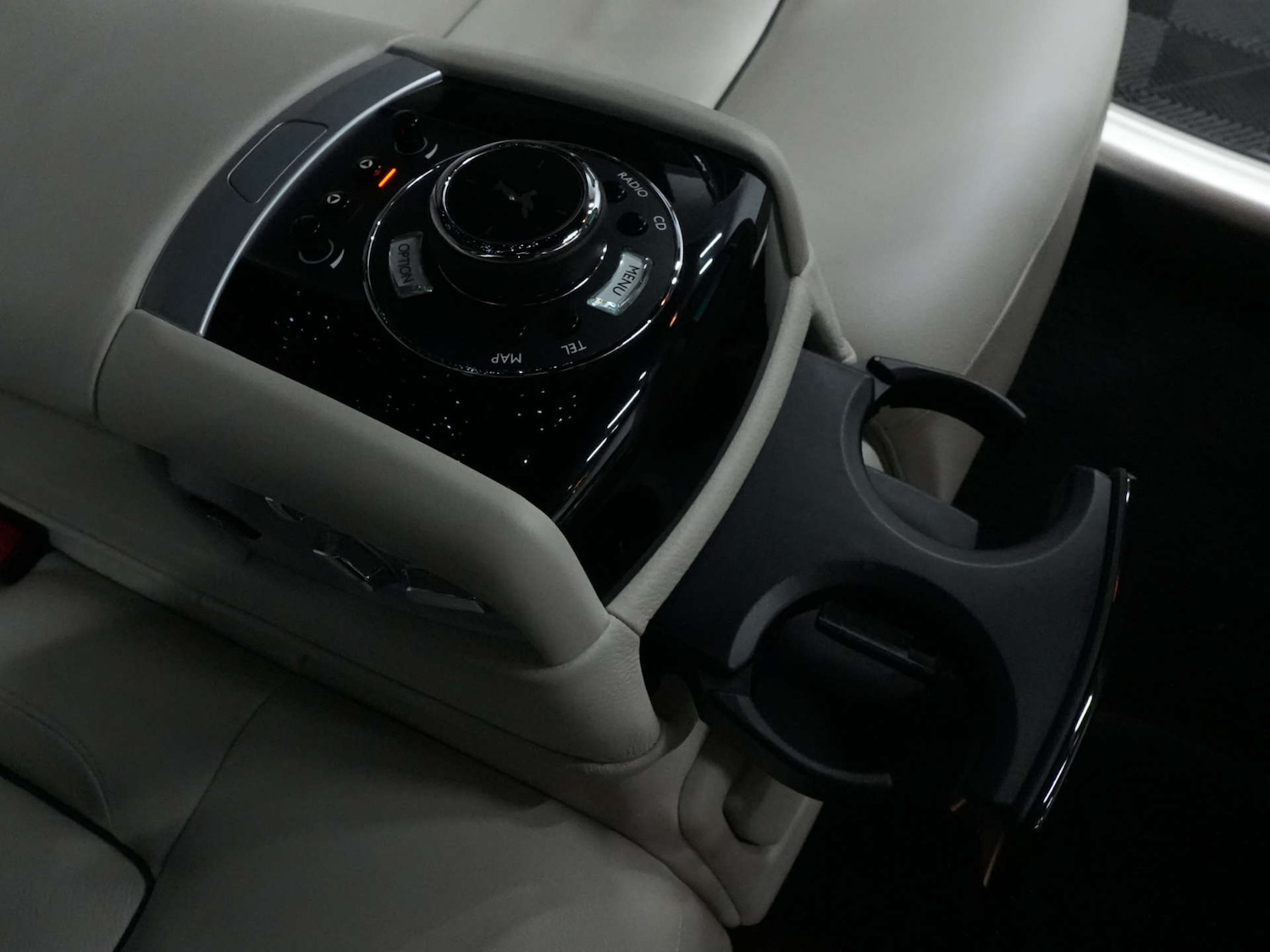 Used Rolls-Royce Ghost 2014 for sale - 76375097: Photo 83