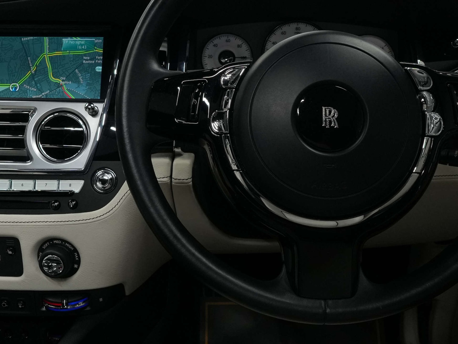Used Rolls-Royce Ghost 2014 for sale - 76375097: Photo 90