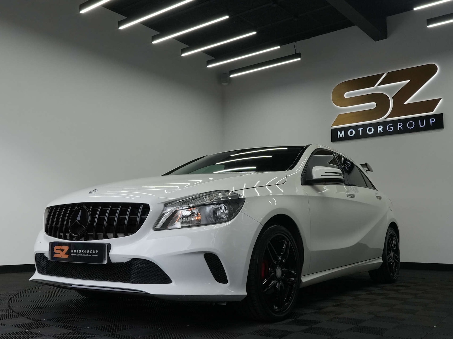 Used Mercedes-Benz A-Class 2017 for sale - 77938510: Photo 4