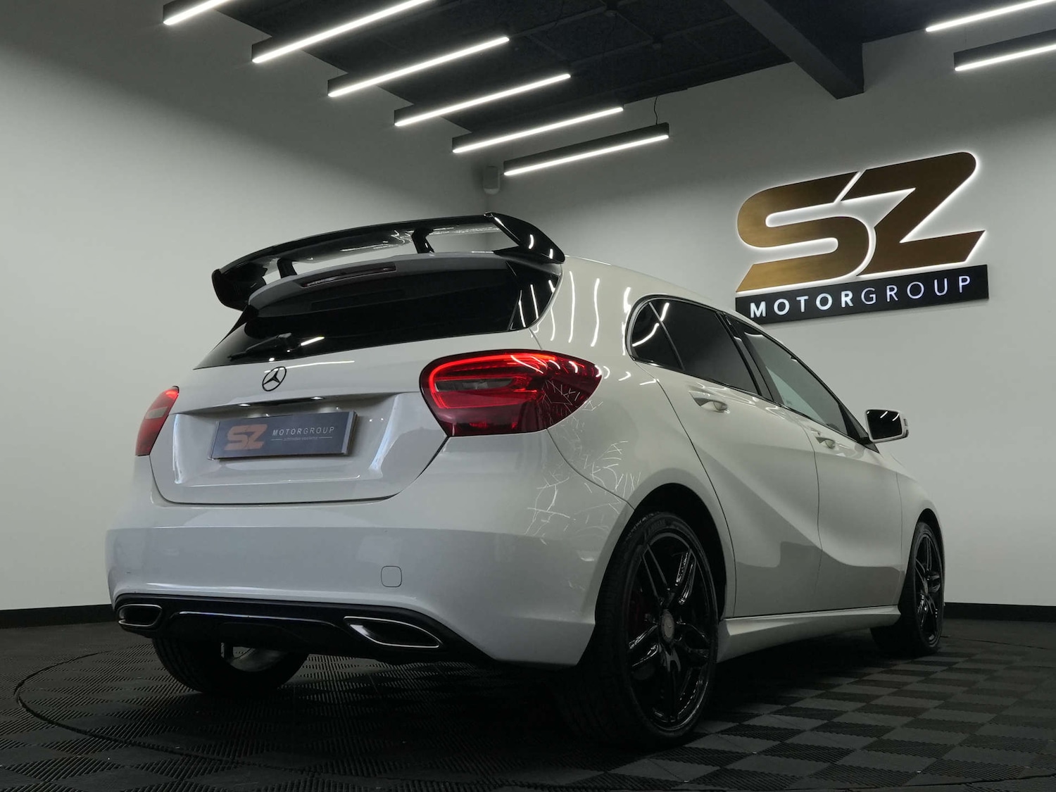 Used Mercedes-Benz A-Class 2017 for sale - 77938510: Photo 5