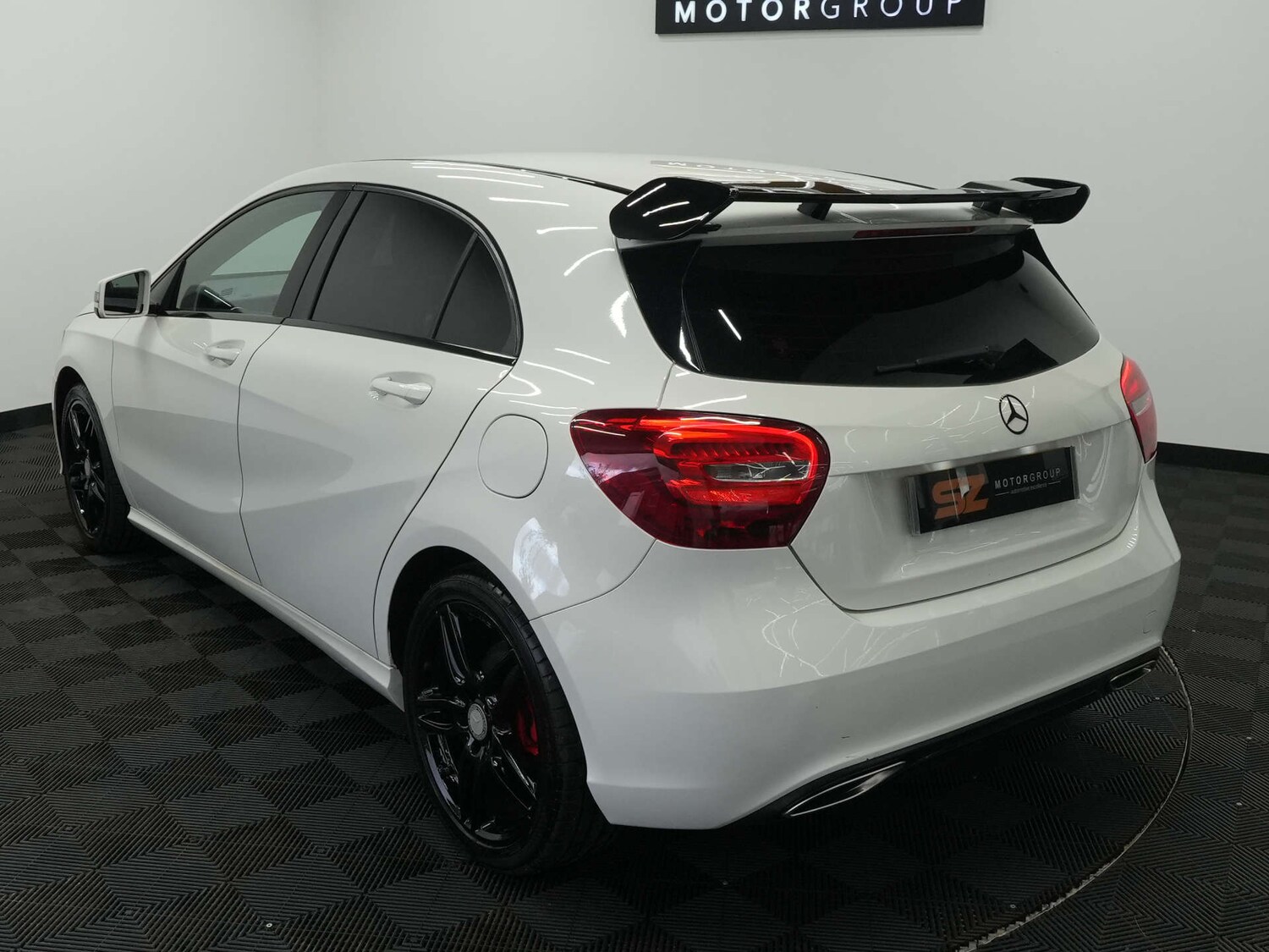 Used Mercedes-Benz A-Class 2017 for sale - 77938510: Photo 9