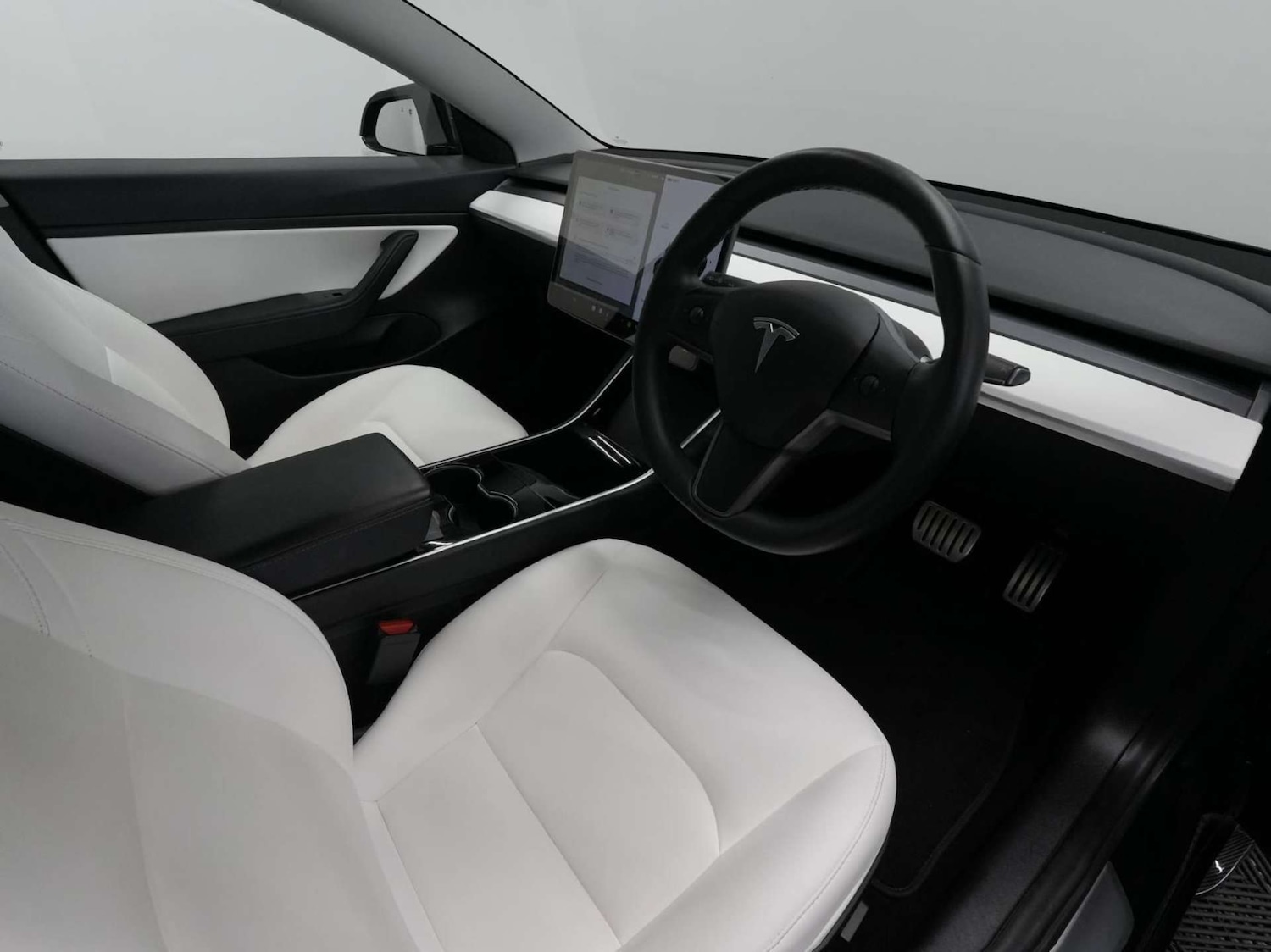 Used Tesla Model 3 2021 for sale - 77567812: Photo 4