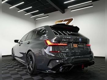 Used BMW 3 Series 2021 for sale - 77632209: Photo