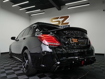 Used Mercedes-Benz C Class 2015 for sale - 77640569: Photo