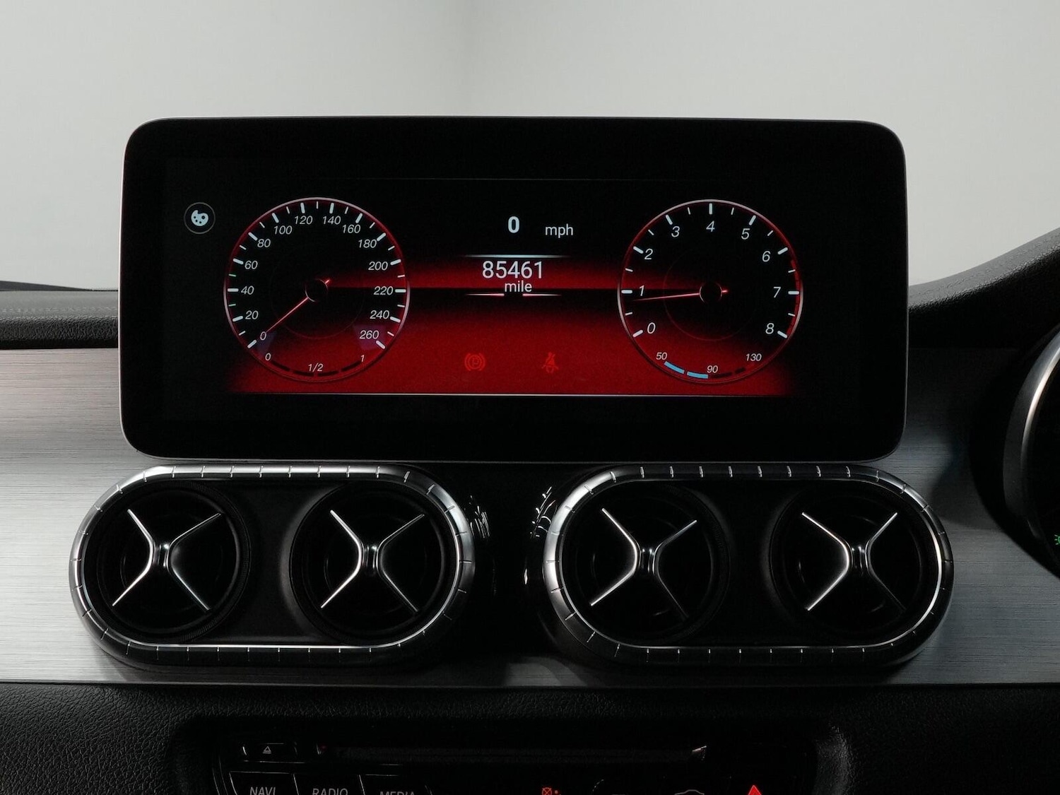 Used Mercedes-Benz X-Class 2018 for sale - 76138398: Photo 66