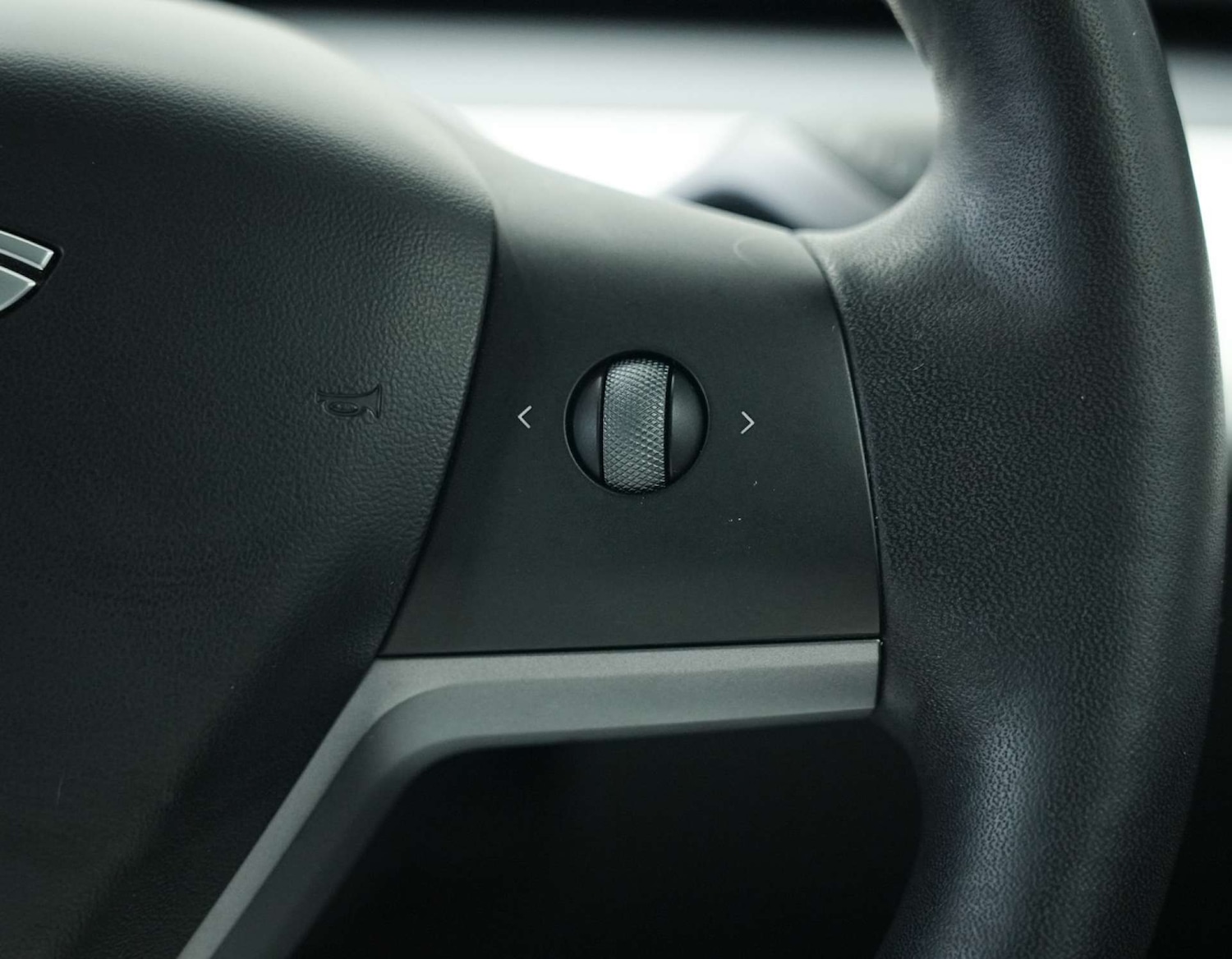 Used Tesla Model 3 2021 for sale - 77836407: Photo 56