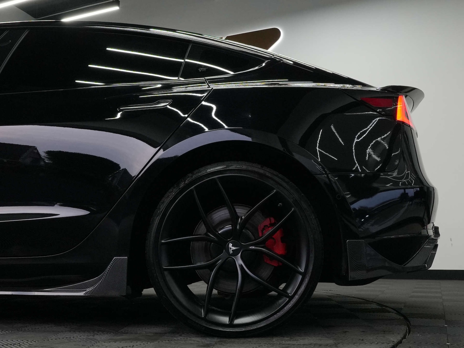 Used Tesla Model 3 2021 for sale - 76830019: Photo 25