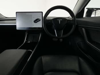 Used Tesla Model 3 2019 for sale - 79641905: Photo