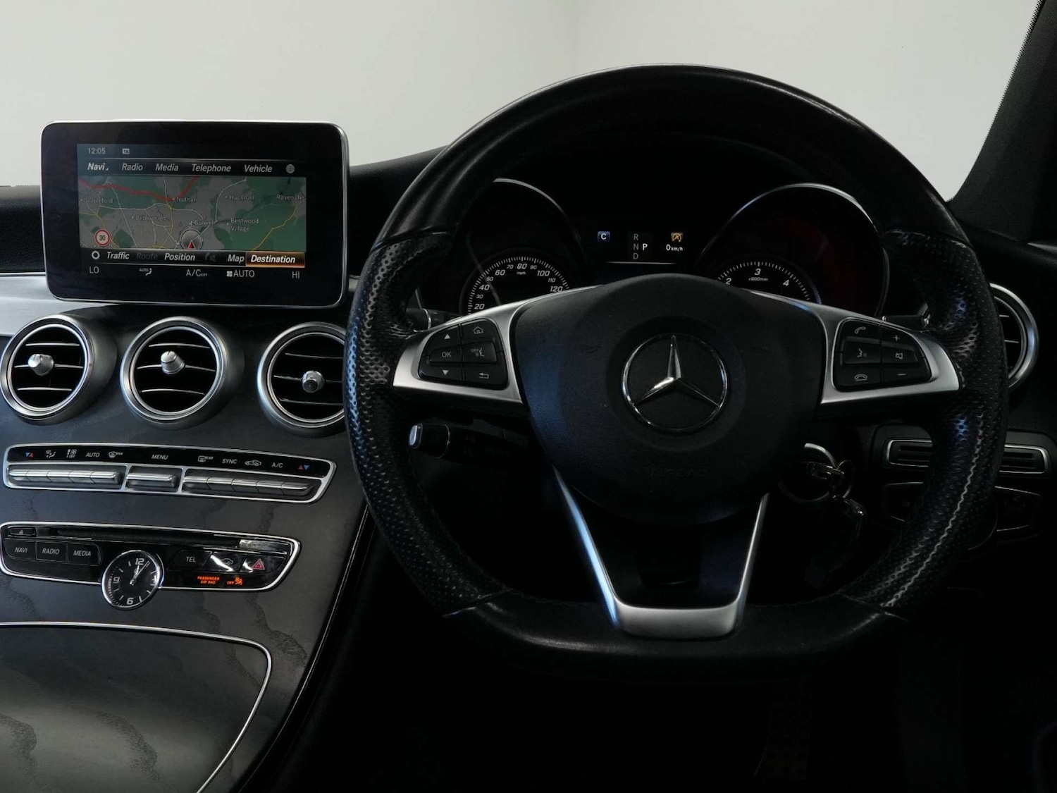 Used Mercedes-Benz C Class 2018 for sale - 77211840: Photo 23