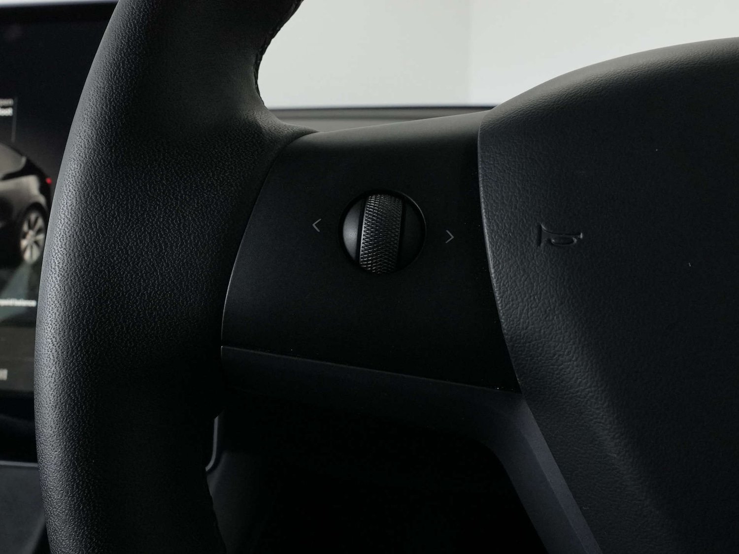 Used Tesla Model Y 2023 for sale - 78041814: Photo 67