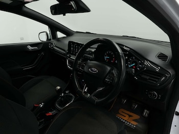 Used Ford Fiesta 2018 for sale - 76453763: Photo