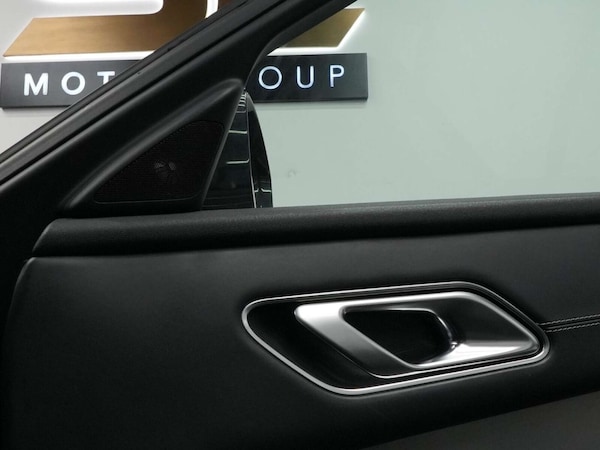 Used Land Rover Range Rover Velar 2018 for sale - 76278395: Photo 68