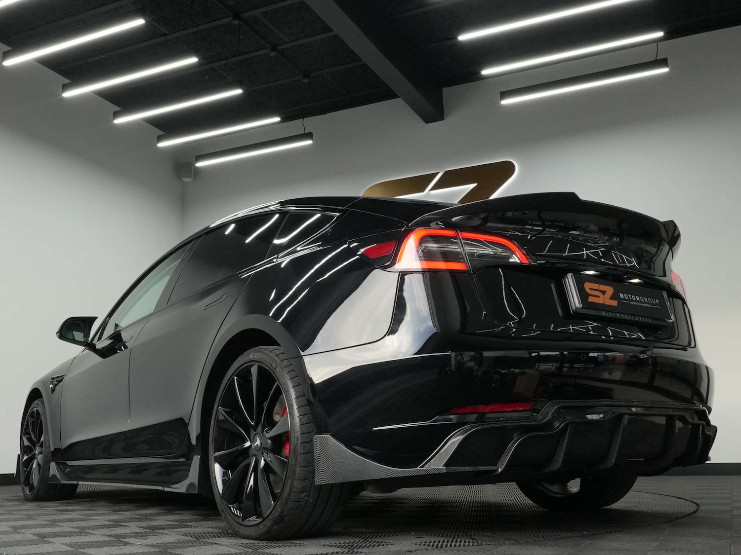 Used Tesla Model 3 2019 for sale - 77745651: Photo 2