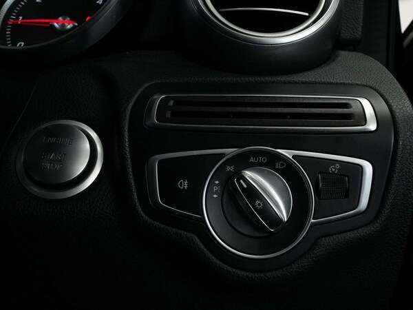 Used Mercedes-Benz C Class 2018 for sale - 76278463: Photo 49