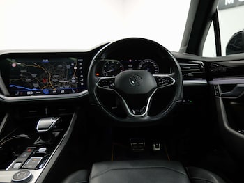 Used Volkswagen Touareg 2022 for sale - 79586318: Photo