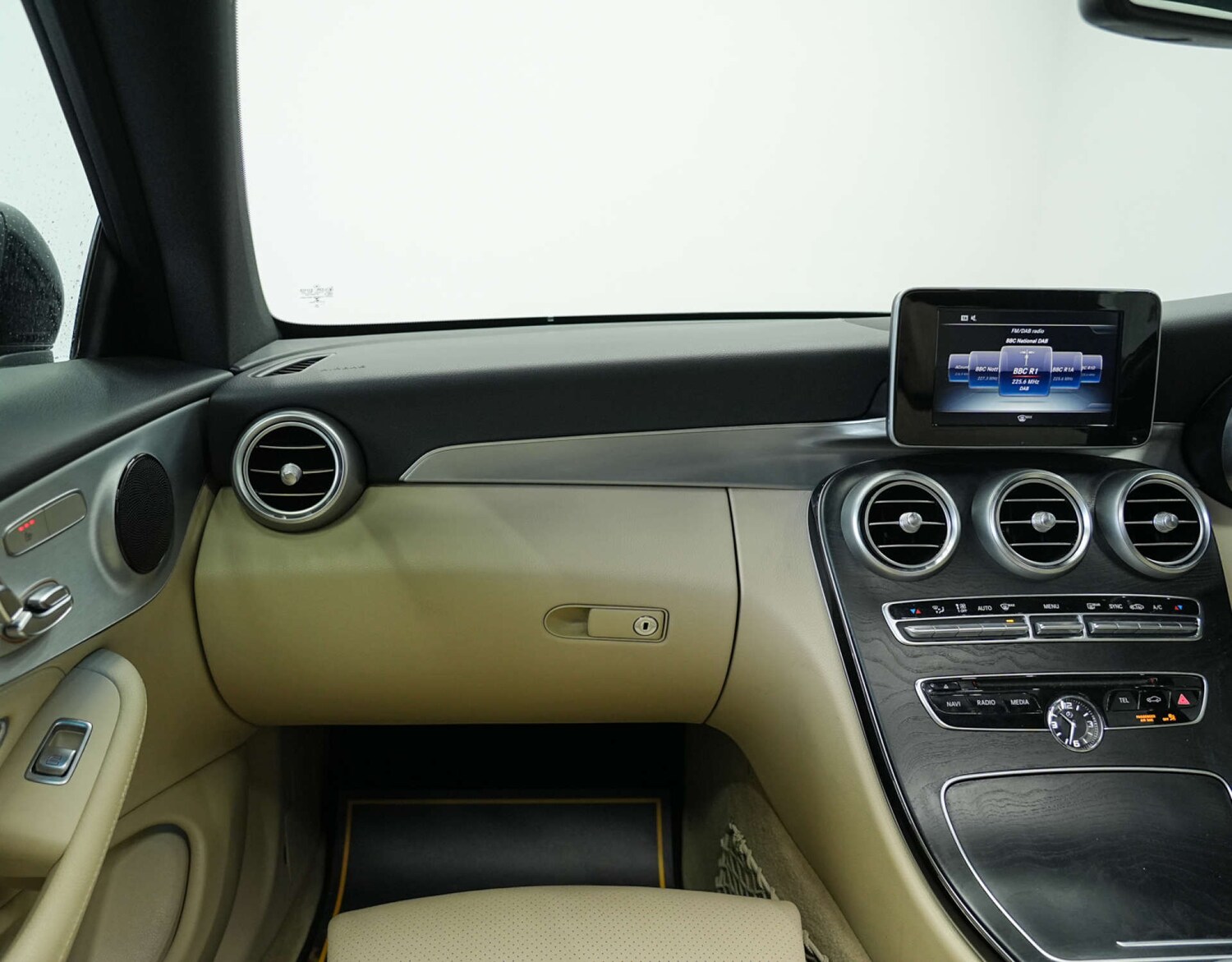 Used Mercedes-Benz C Class 2016 for sale - 77492487: Photo 23