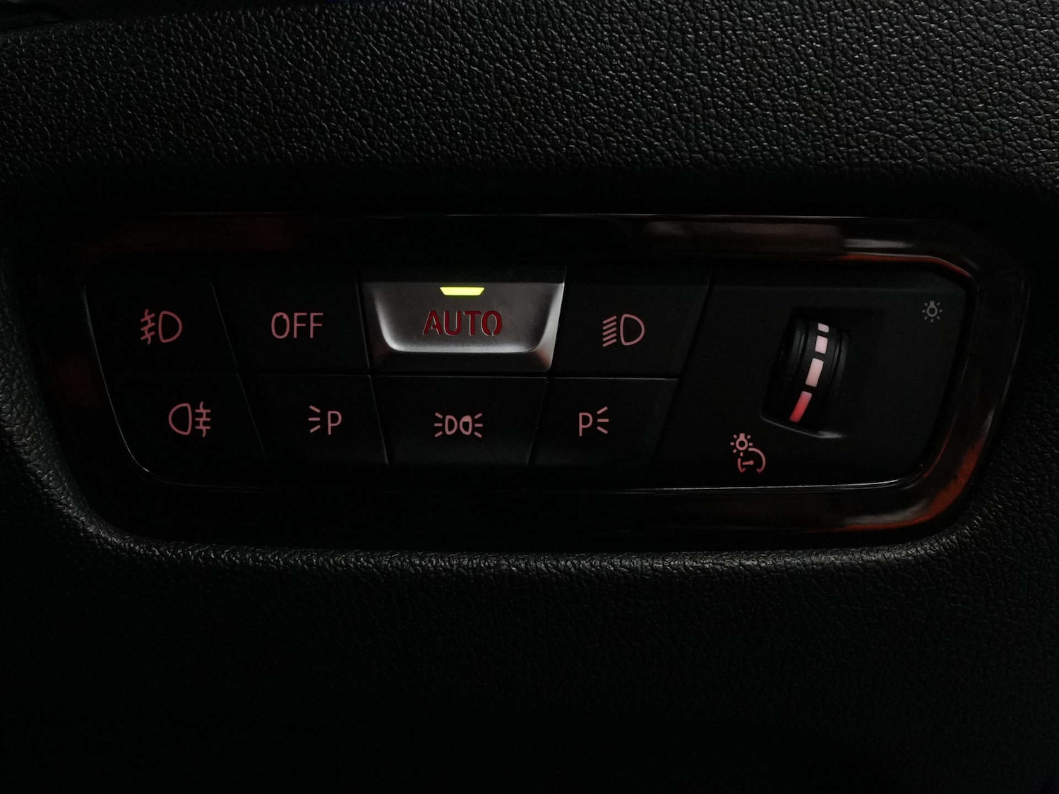 Used BMW 3 Series 2021 for sale - 76894460: Photo 56