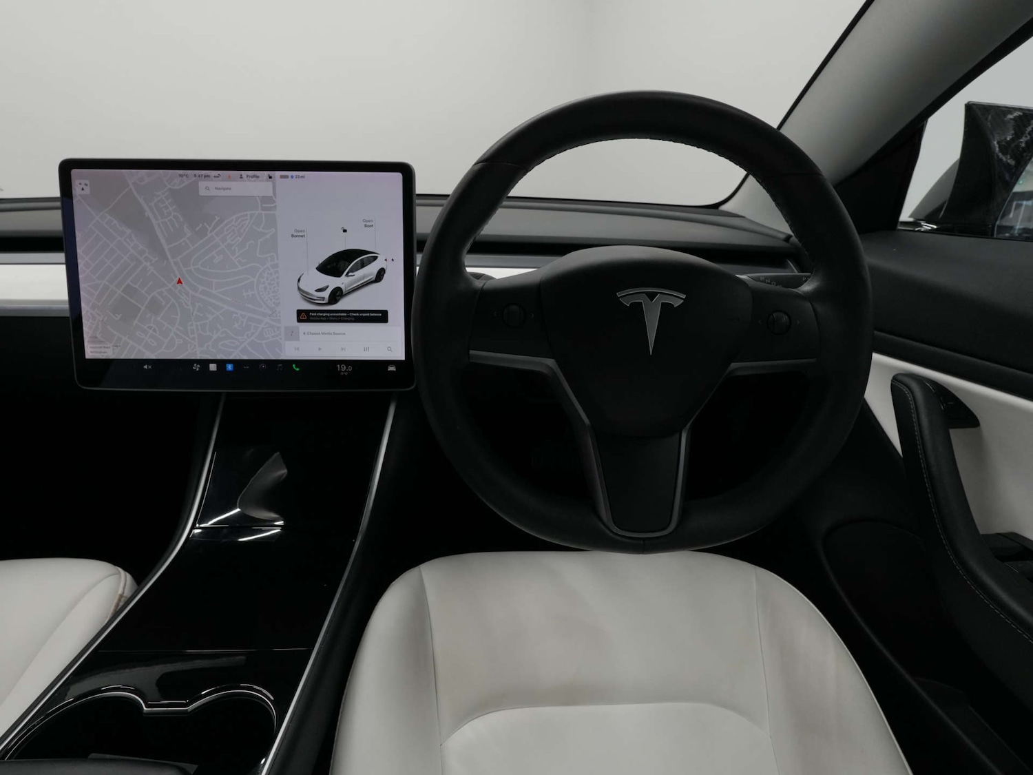 Used Tesla Model 3 2021 for sale - 77247842: Photo 3