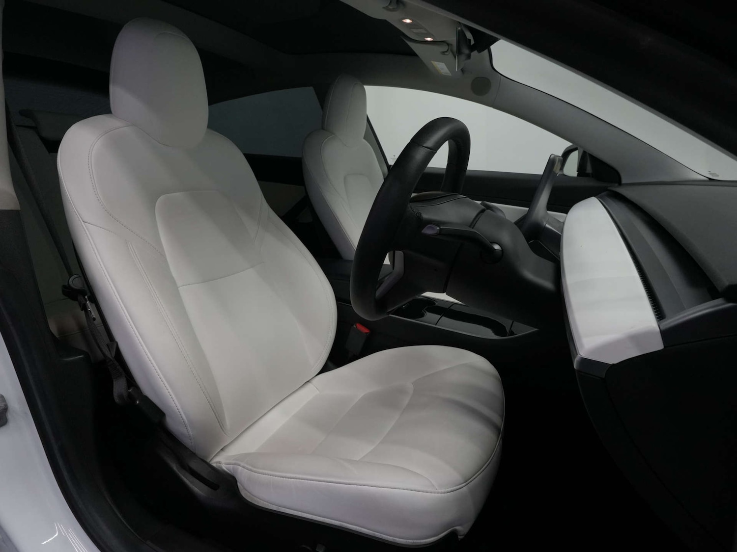 Used Tesla Model 3 2021 for sale - 77247842: Photo 8