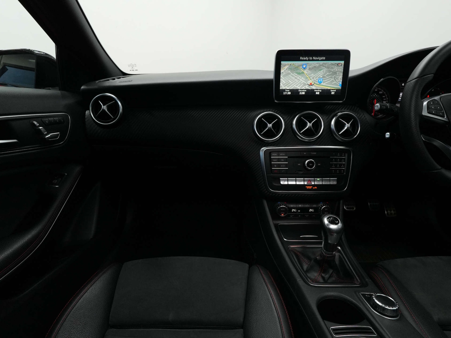 Used Mercedes-Benz A-Class 2016 for sale - 76301980: Photo 21
