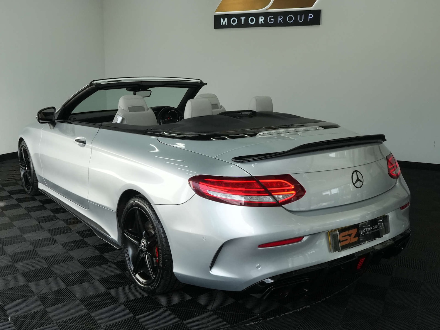 Used Mercedes-Benz C Class 2018 for sale - 76356043: Photo 11