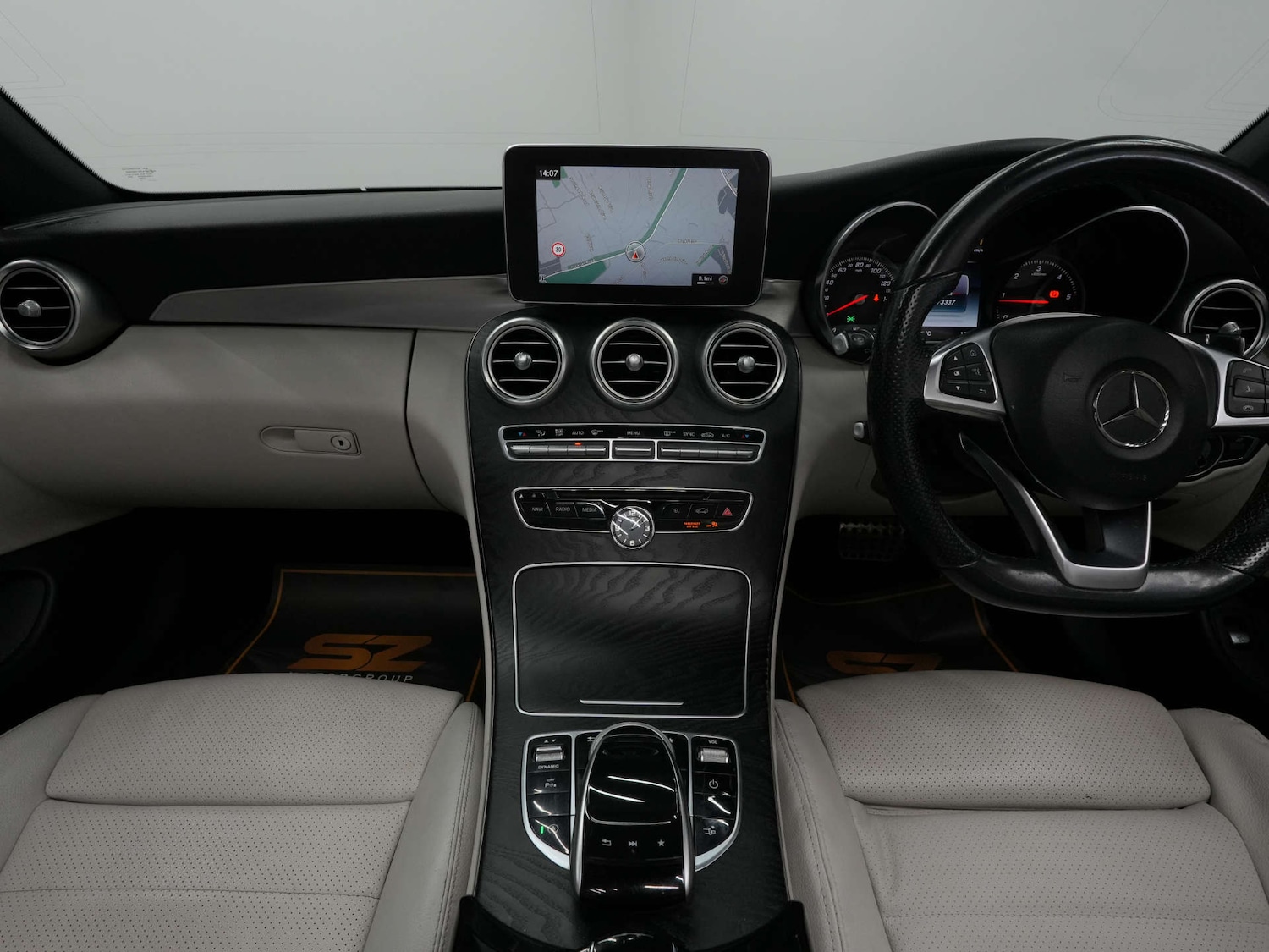 Used Mercedes-Benz C Class 2018 for sale - 76356043: Photo 24