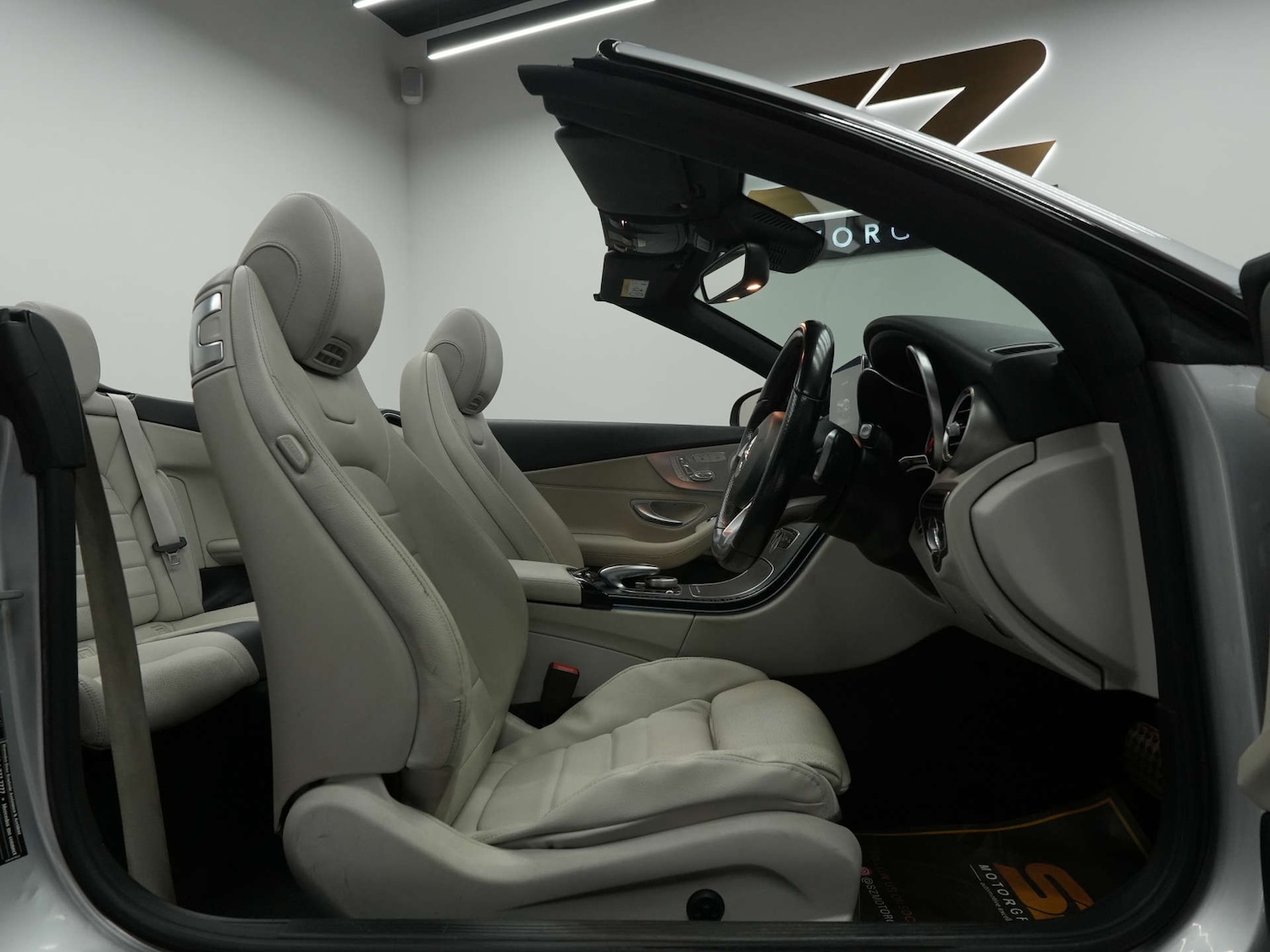 Used Mercedes-Benz C Class 2018 for sale - 76356043: Photo 66