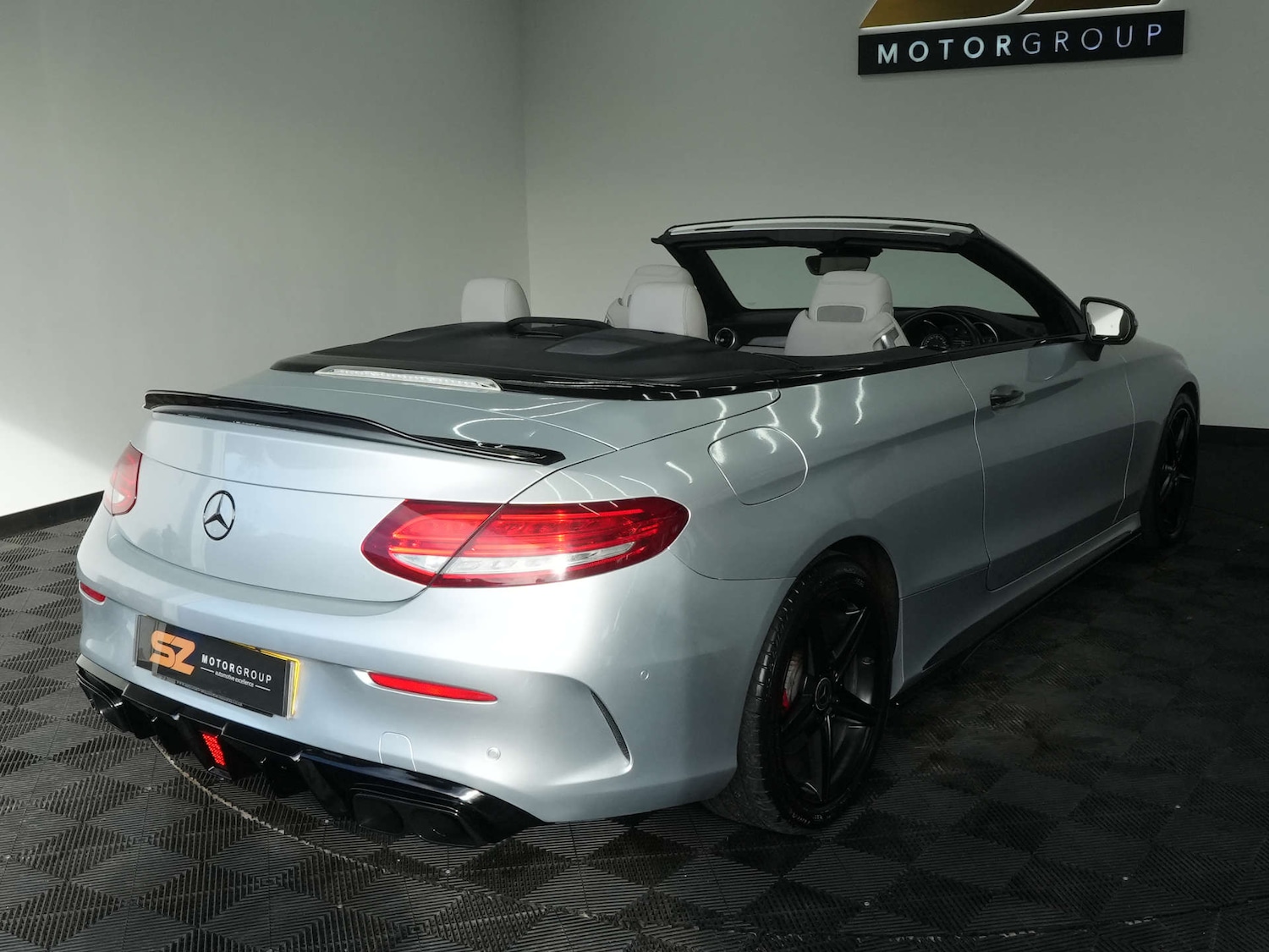 Used Mercedes-Benz C Class 2018 for sale - 76356043: Photo 9