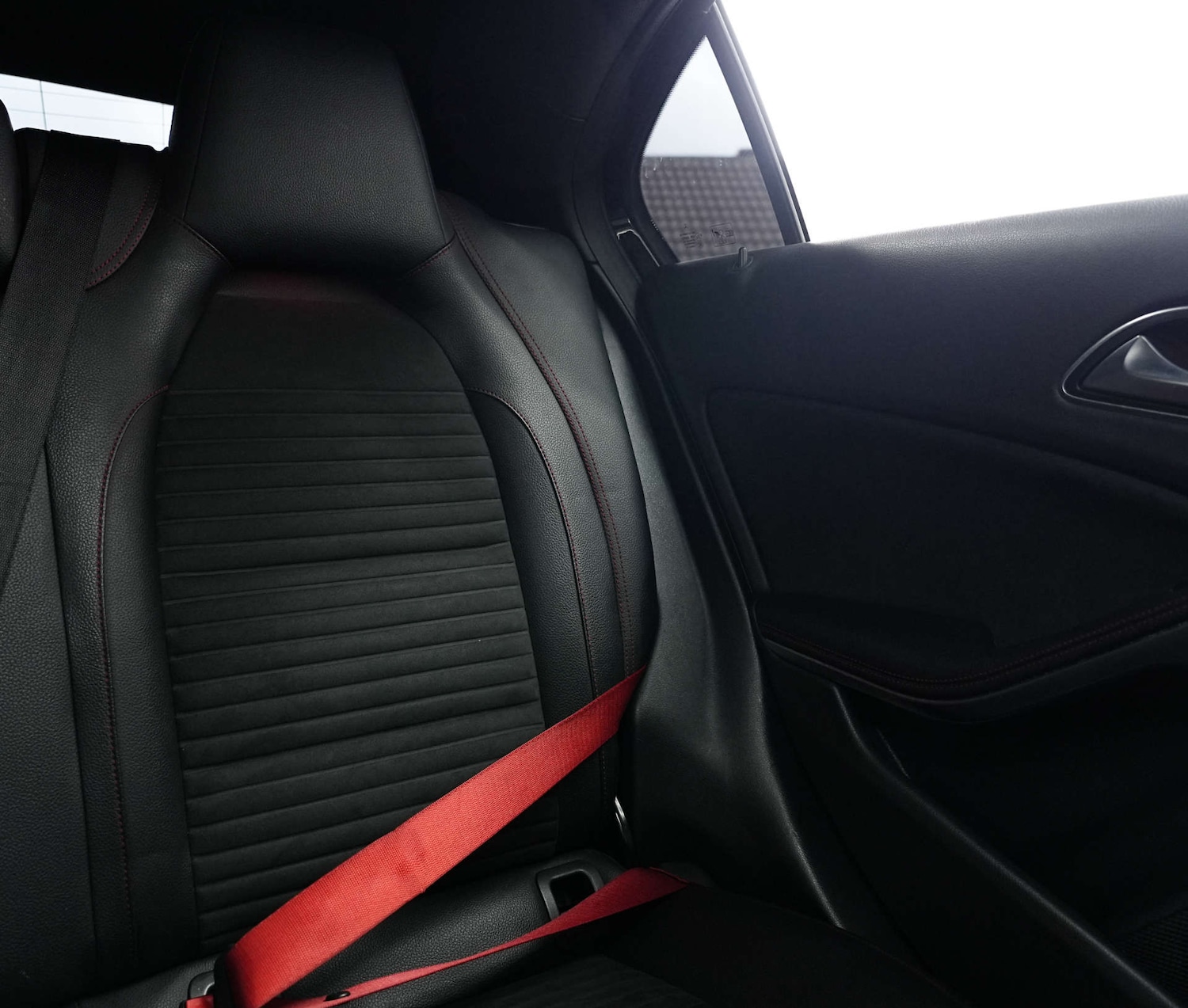 Used Mercedes-Benz A-Class 2016 for sale - 77640589: Photo 30