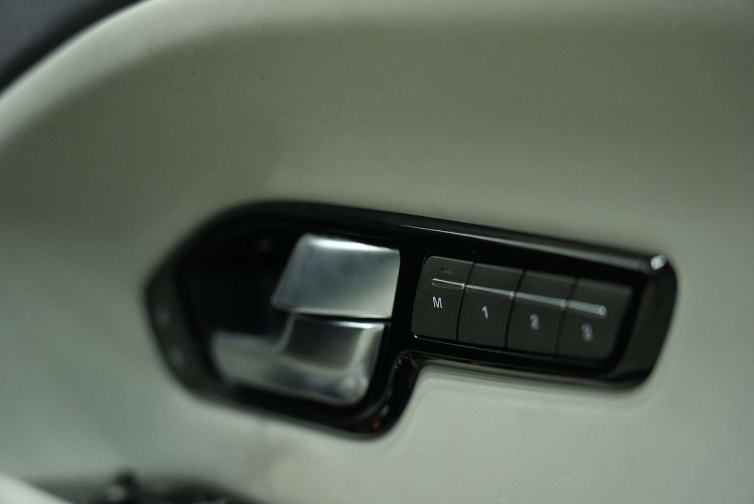 Used Land Rover Range Rover Evoque 2015 for sale - 77236287: Photo 31