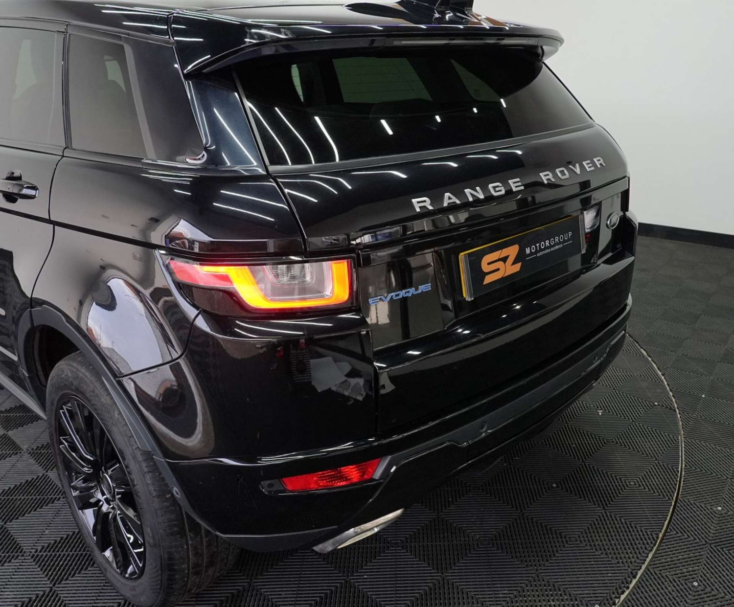 Used Land Rover Range Rover Evoque 2015 for sale - 77236287: Photo 40