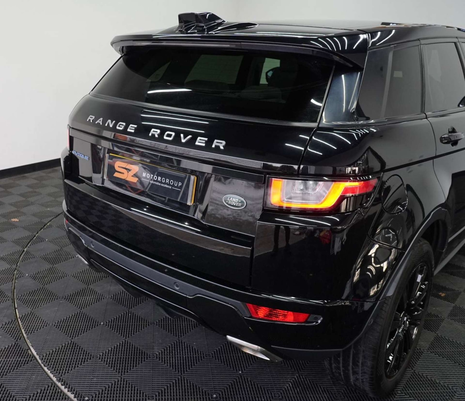 Used Land Rover Range Rover Evoque 2015 for sale - 77236287: Photo 41